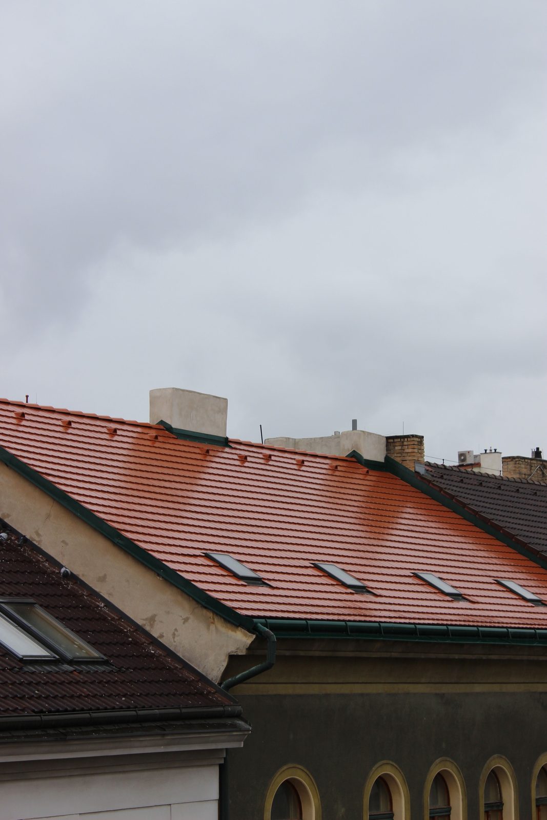 New high-profile tile roof after replacement
